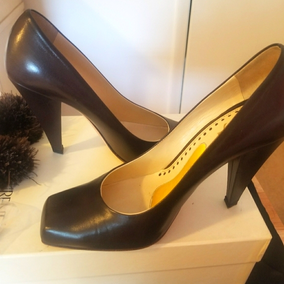 YvesSaintLaurent Brown Leather Pumps Sz 39 - Picture 4 of 9